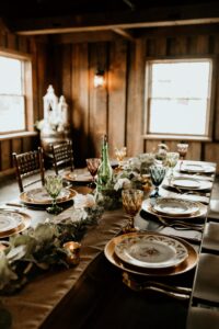 rustic-style reception table